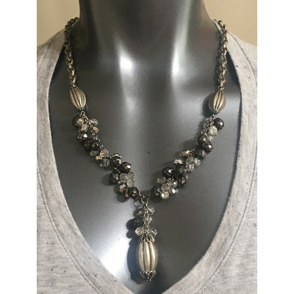 Beautiful Silver Tone Necklace Black & Clear Facetted Cluster Beads Lobster Claw